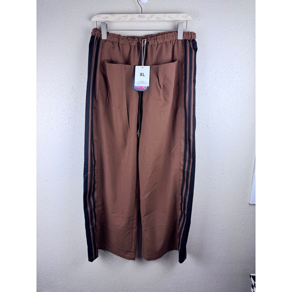 NWT women’s lightweight pants size XL